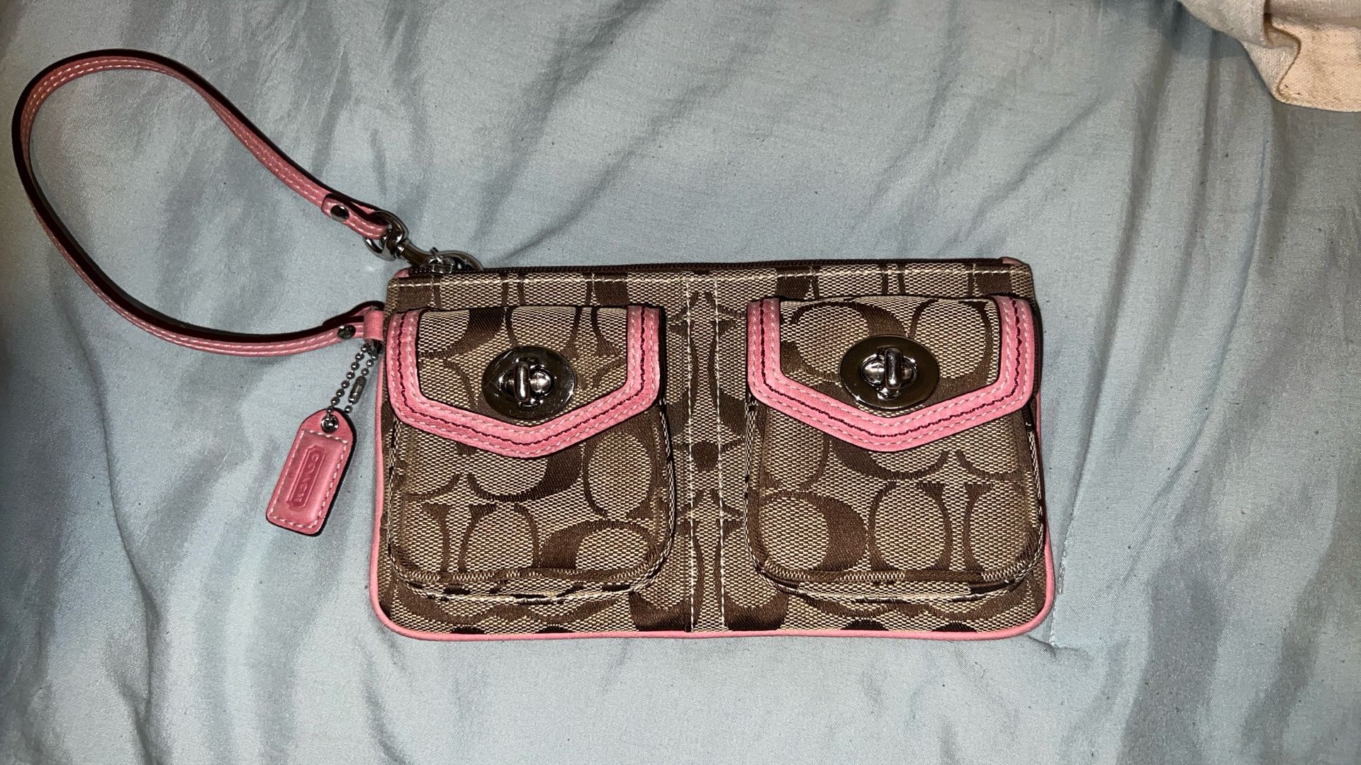 Coach Double Turnlock Wrislet