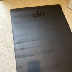 Black Alo yoga Air Mat - New Condition 