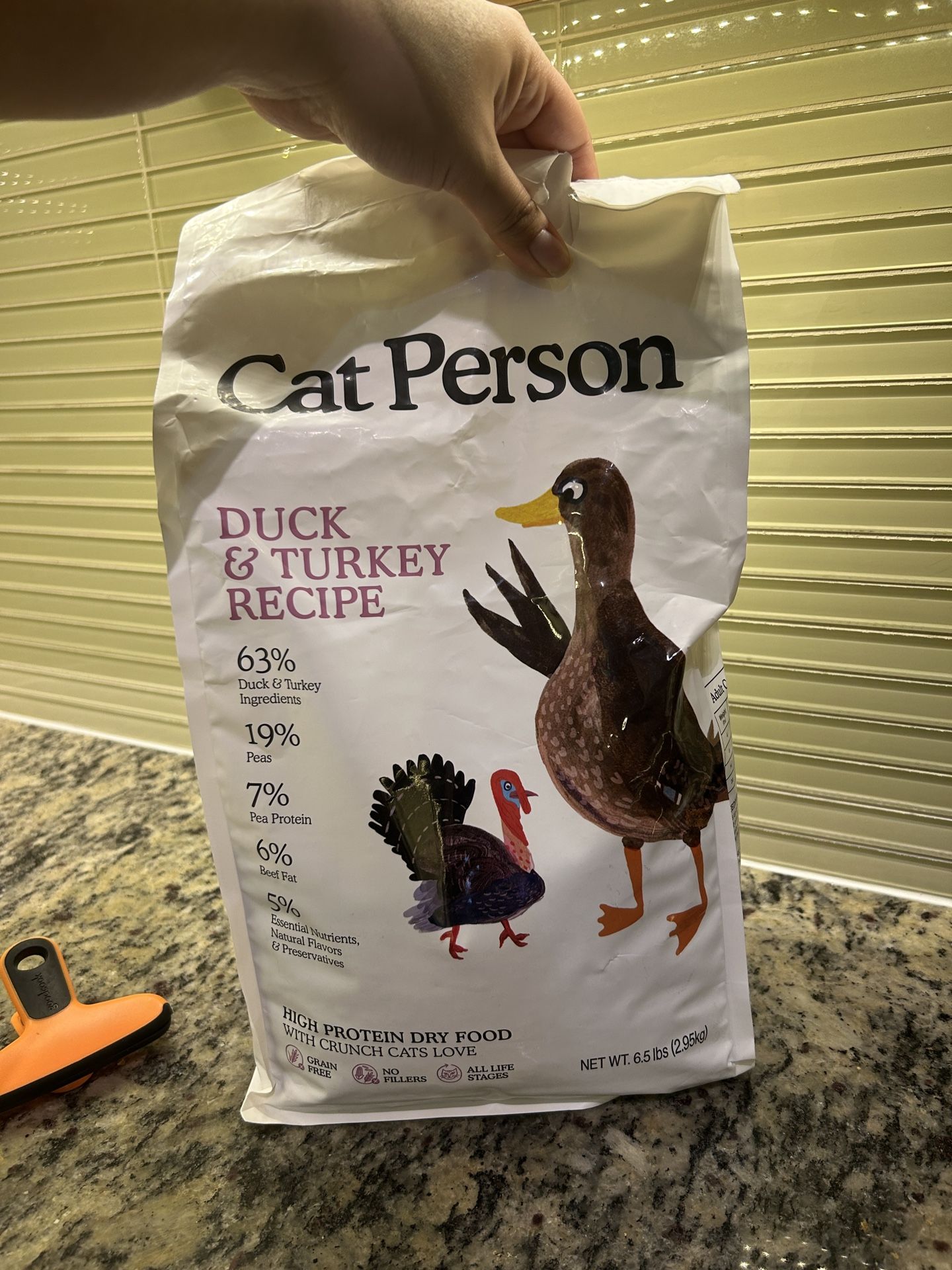 Dry And Wet Cat Food