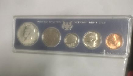 2004 & 2005  s dcam 90% silver quarters