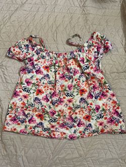 Floral Off-Shoulder Ruffle Top