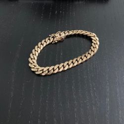 14k Bracelet 35 grams