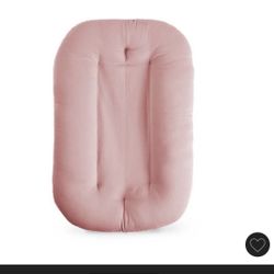 Snuggle Me Organic Lounger - Gumdrop