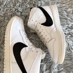 Size 8 Mens Nike Dunk Lux Chukka RT Riccardo Tisci 2017 White 910088-101 Leather. 