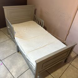 Toddlers Bed