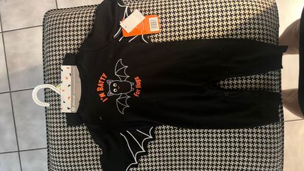 Costume