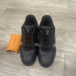 Louis Vuttion trainer 