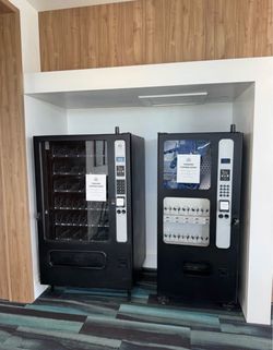 Modern Cashless Vending Machine Package – USI Snack + Drink Machines w/ new Cantaloupe Readers
