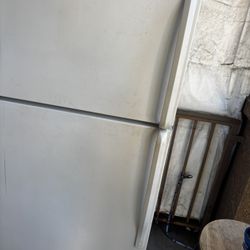 Refrigerator grate Condition 