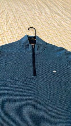 Sports sweat shirt