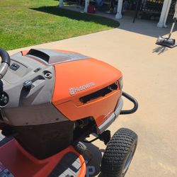 Ride On Lawnmower