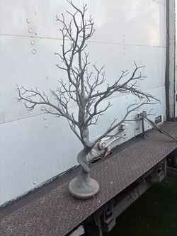 Tree centerpieces