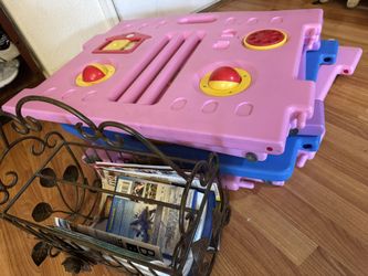 Garage Sale / Yard Sale