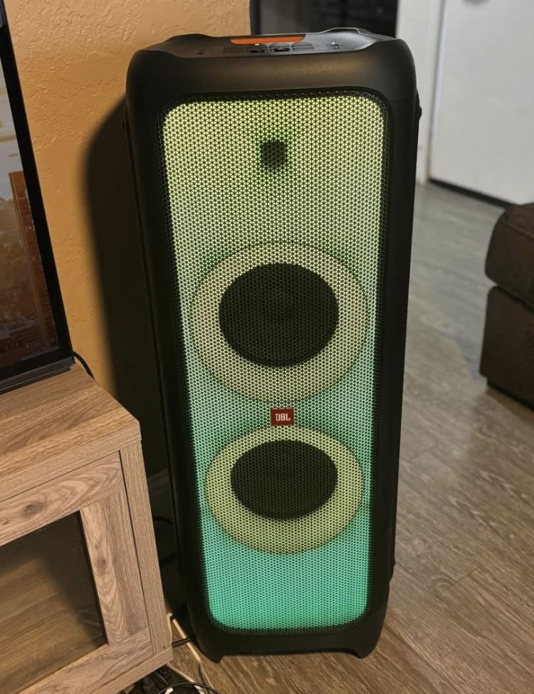 JBL PartyBox 1000 Speaker