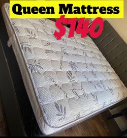 Queen size pillow top mattress