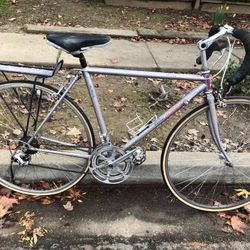 Raleigh Classic Bike With Rack 