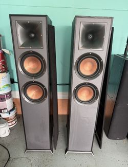 Klipsch R-620F Floor Standing Speakers