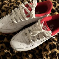 white/red bottom airforce 1s