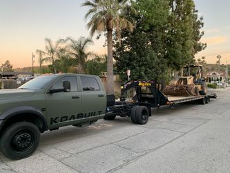 Tractor/ Heavy Equipment