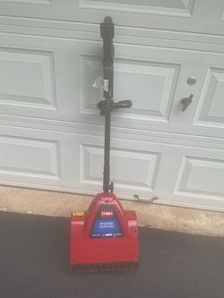 Toro electric power shovel