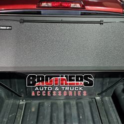 Tonneau Cover Flush Hard Bed Cover Tri-Fold Matte Finish Bakflip MX4 Tapaderas Al Raz