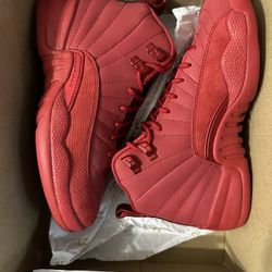 Jordan 12 Retro “GYM/RED” size(4.5Y/6W). DS(New). “B” grade stamped. Damaged box. $175. Cash or b/o. Trades always welcome. 🔴🔴🔴
