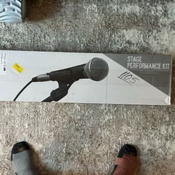 SHURE SM58 Stage Performance Kit BRAND NEW