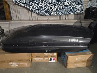 Thule Rooftop Cargo Box
