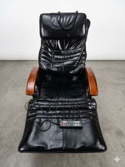 Leather Oakwood reclining massage chair