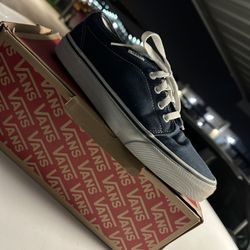 Tenis Vans Size 8us (men) … 9.5us (women)