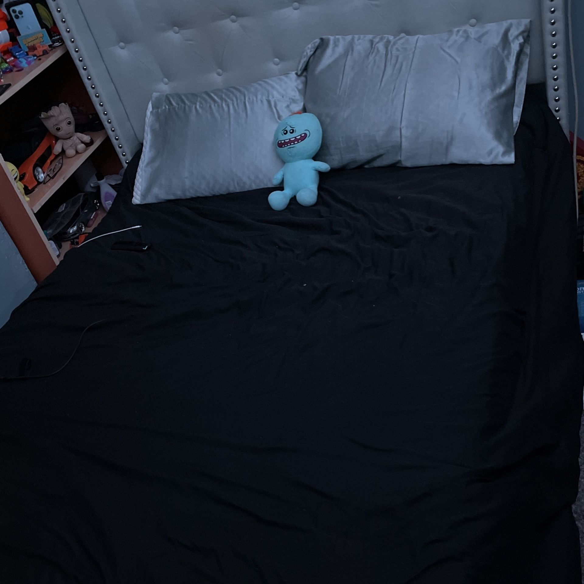 Queen Bed for Sale in Sacramento, CA OfferUp