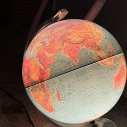  Vintage 1980 Globe Lamp