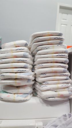 Up and Up Diapers- Size 4