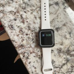 Apple Watch Series 3      38mm ( Charger And Screen  Protector included)