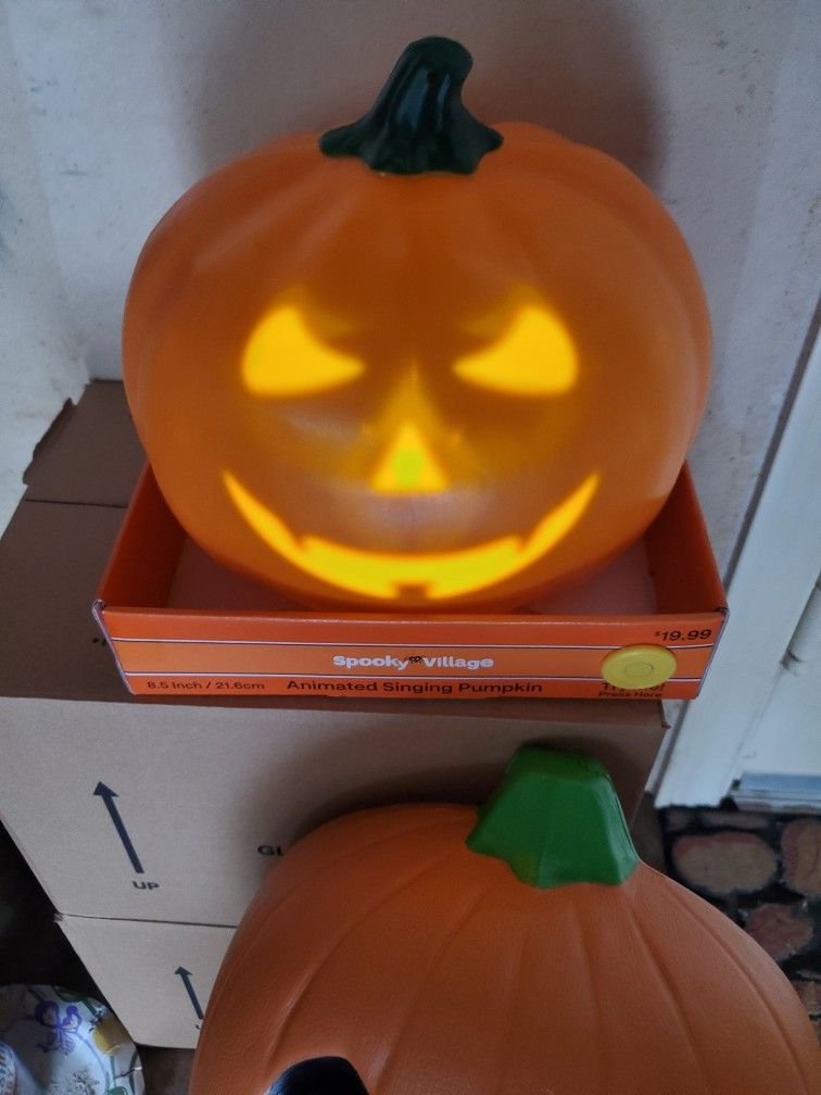 Brand New Singing Pumpkin Decor for Sale in Mililani, HI OfferUp
