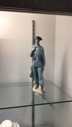 Lladró Figurine Spanish Policeman
