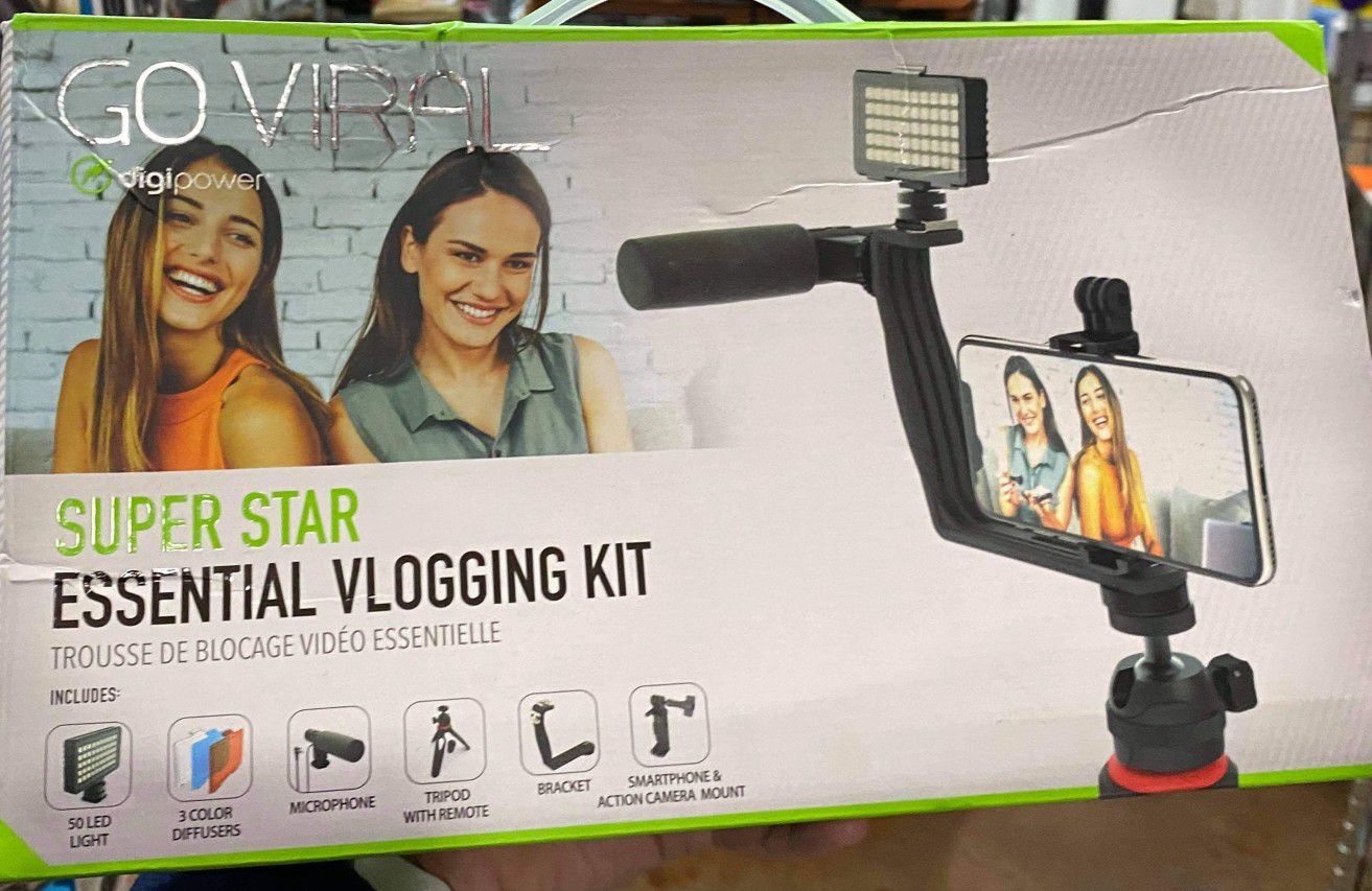 Digipower Super Star Essential Vlogging Kit, with LED Light, Microphone, Tripod and Mount