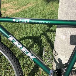 Trek 820 26” Mountain Bike 