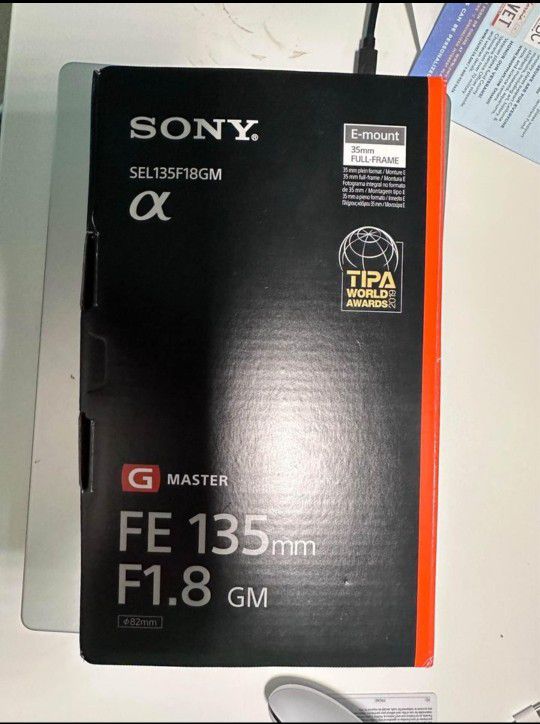 Brand New Sony 135mm f1.8 gm