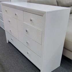 
✅️✅️"Contemporary 9-Drawer Dresser"✅️