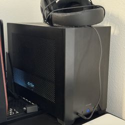 5600x, 3070, NCASE M1 16gb Ram PC