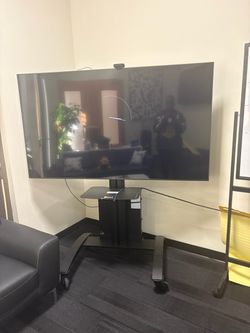 65 inch tv ( LG)