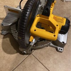 Dewalt 10” Miter Saw