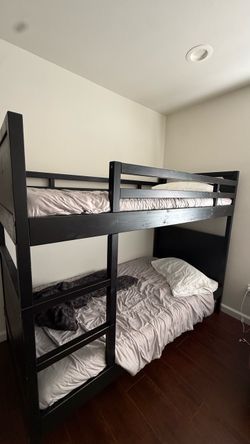 Bunkbed (twin)