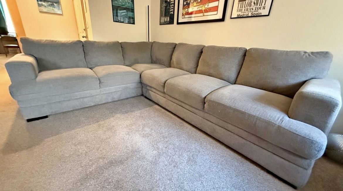 Sectional Couch 