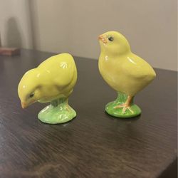 Vintage Ceramic Baby Chicks Easter Table Shelf Decor