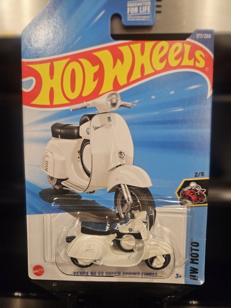 HOT WHEELS VESPA SS SUPER SPRINT 