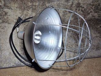 Aluminum Hanging Brooder Lamp