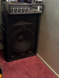 Amp with speaker