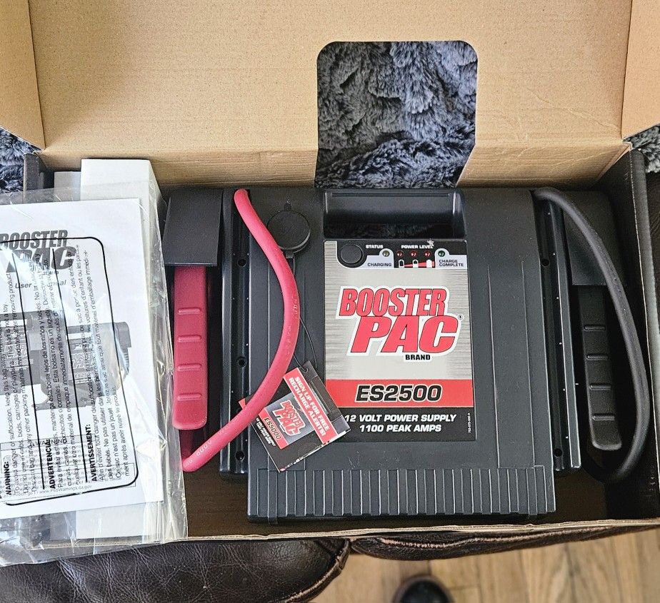 Booster Pac ES2500 Jump Starter